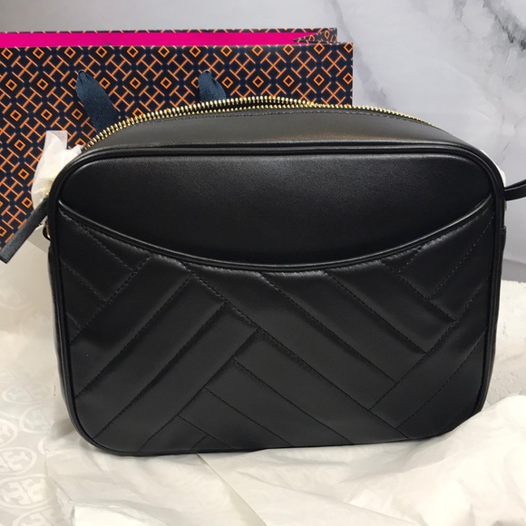 SOLD NWT TORY BURCH Alexa Stitch Camera - Picture 3 of 8